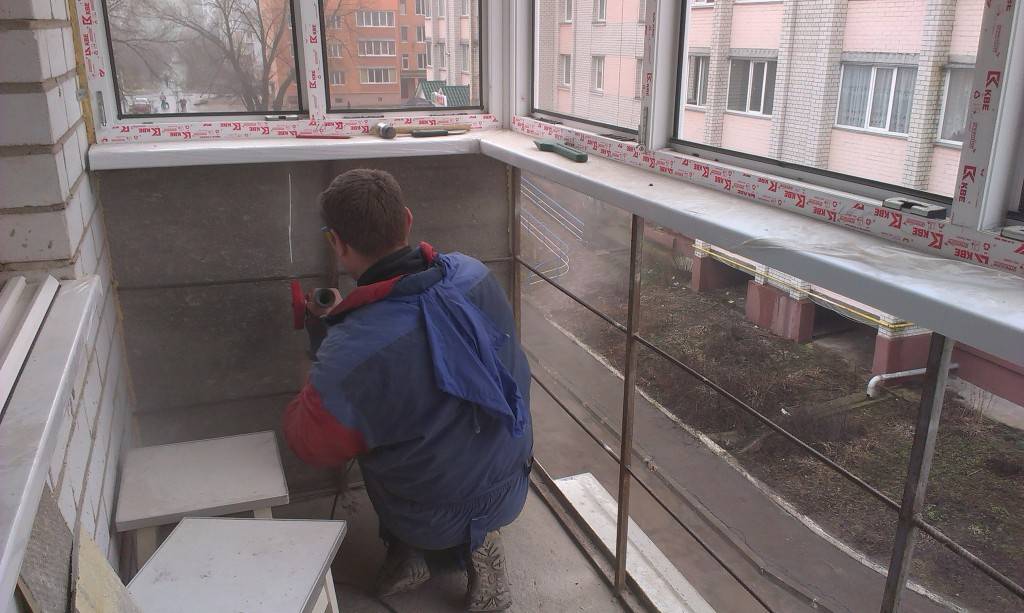 Укрепление балкона, причины начать укрепление балкона, как правильно укрепить балкон