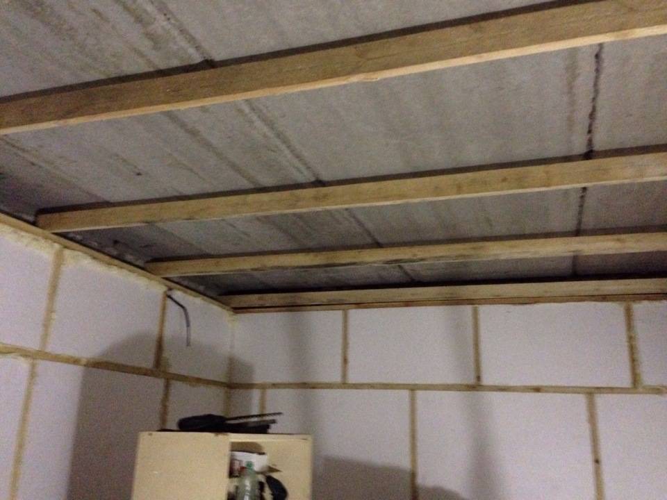 Недорогое утепление потолка в гараже изнутри своими руками