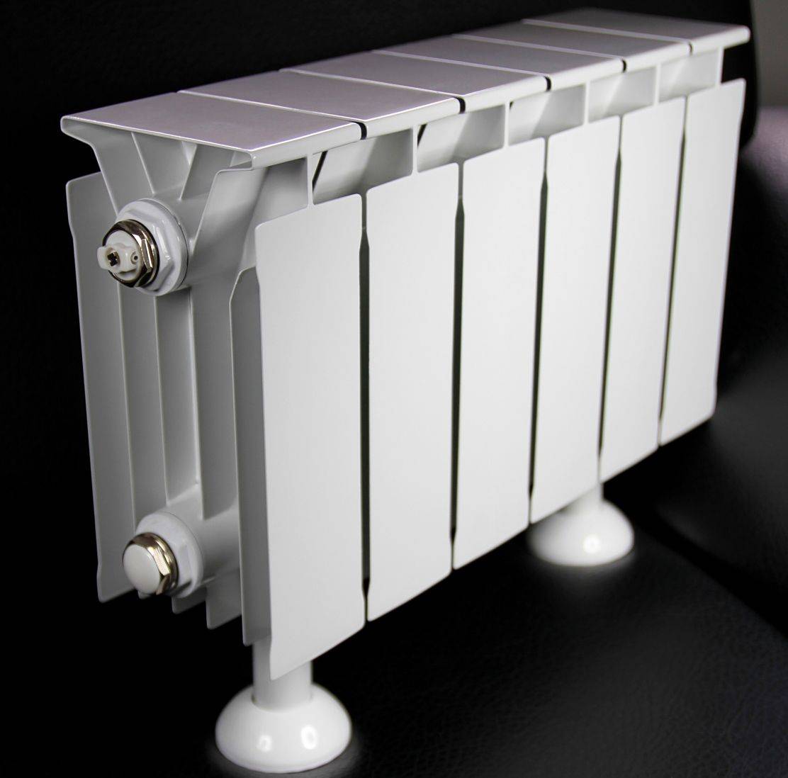 Какие радиаторы отопления —  лучше алюминиевые или биметаллические?