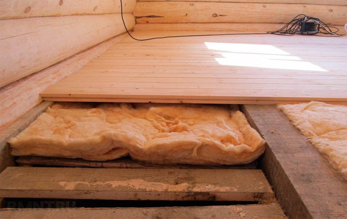Утепление полов в деревянном доме