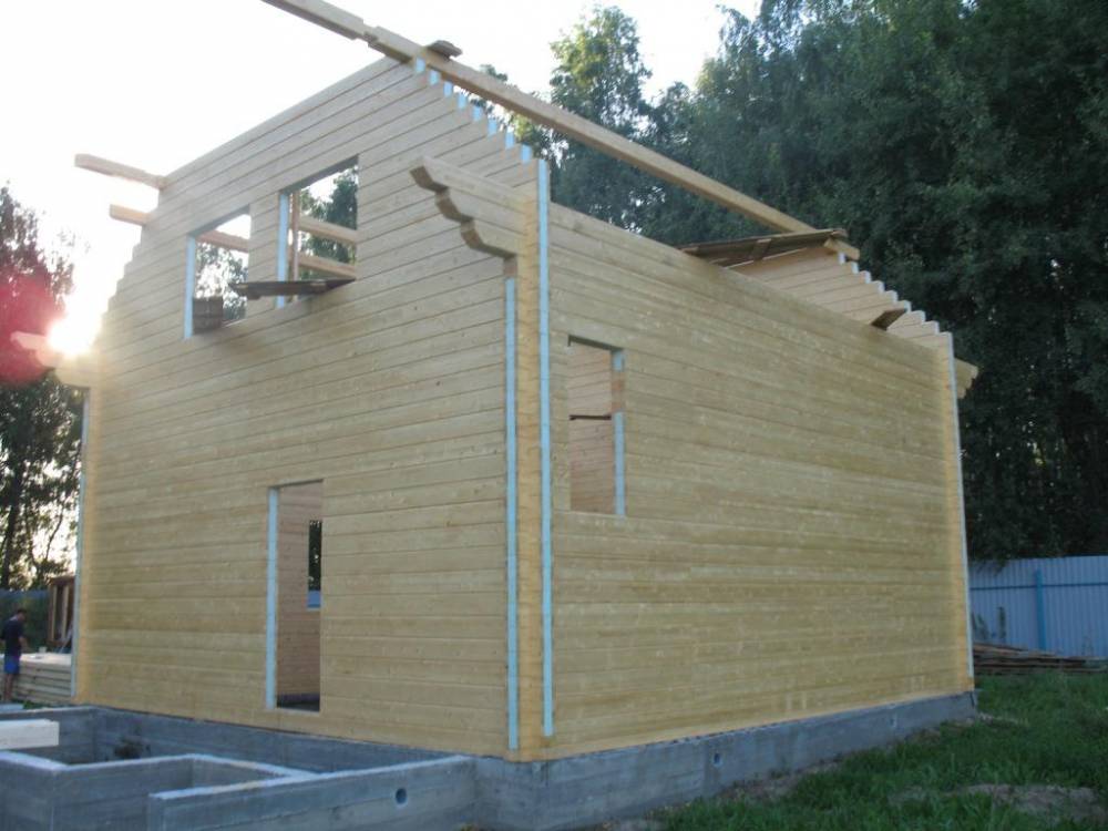 Как утеплить дом из бруса: клееного или деревянного, как правильно, чем лучше, а также нужно ли это делать снаружи стены?