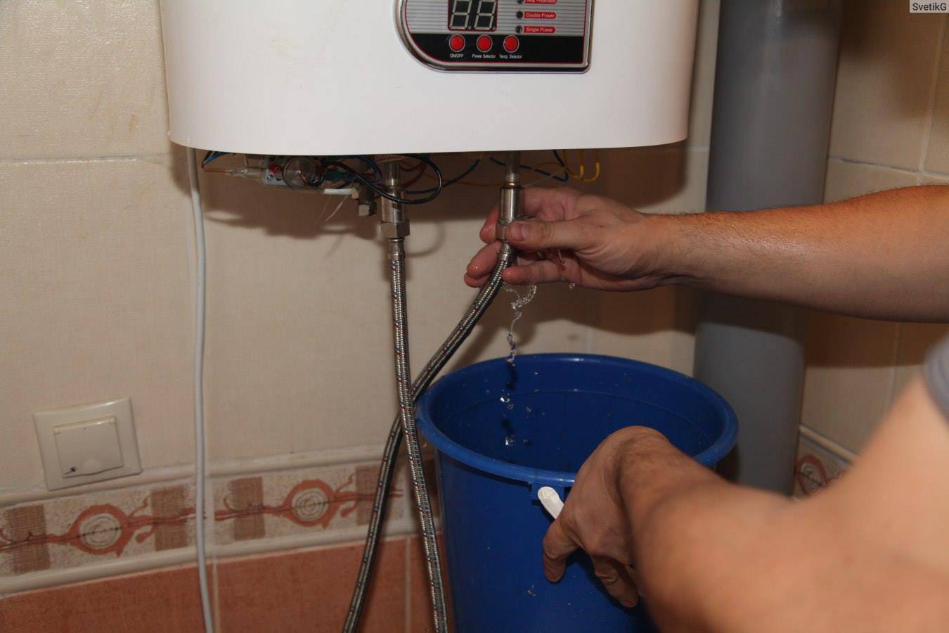 Узнай, как с водонагревателя (бойлера) слить воду: подробная инструкция