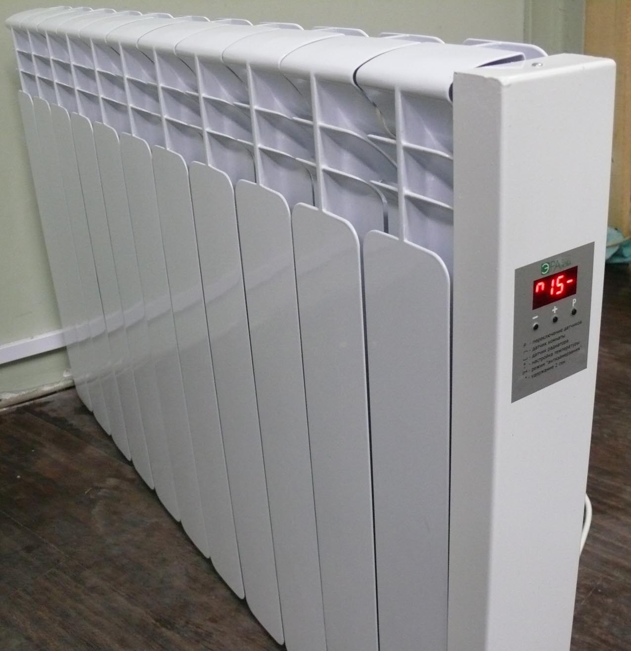 Электрический радиатор отопления: батарея настенная керамическая и панельная навесная