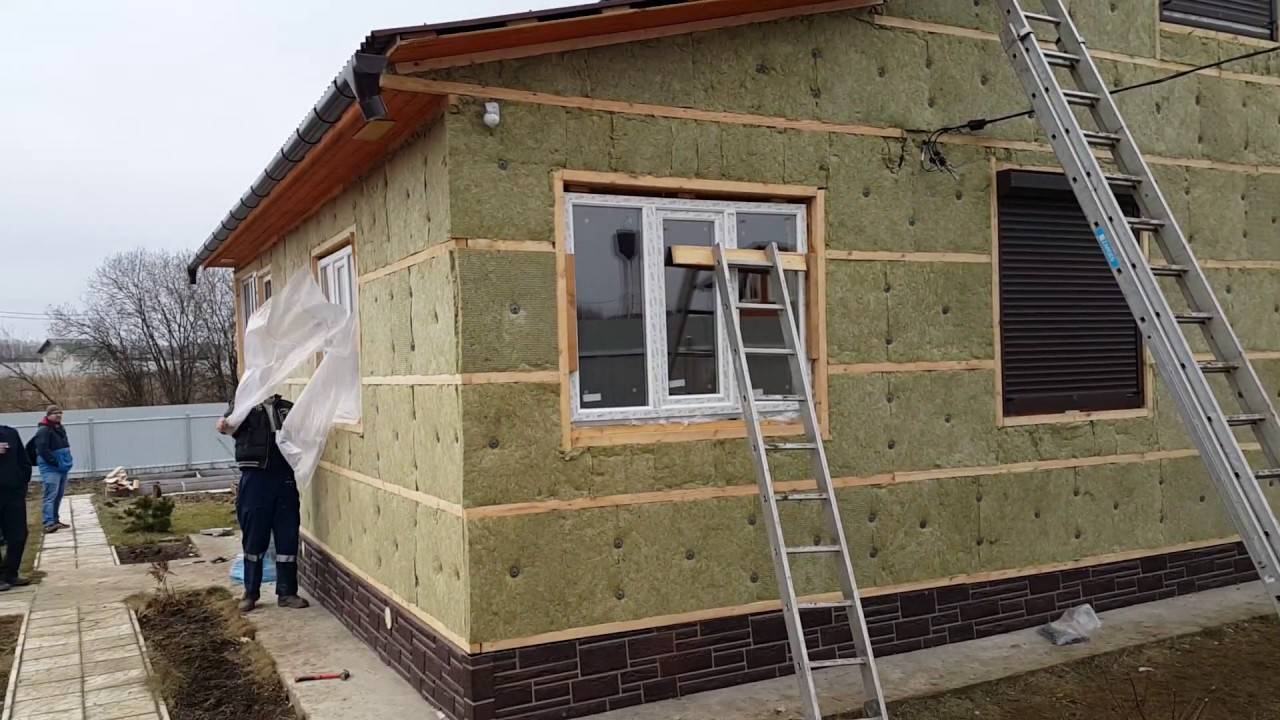 Утепление деревянного дома снаружи минватой под сайдинг: пошаговая инструкция
